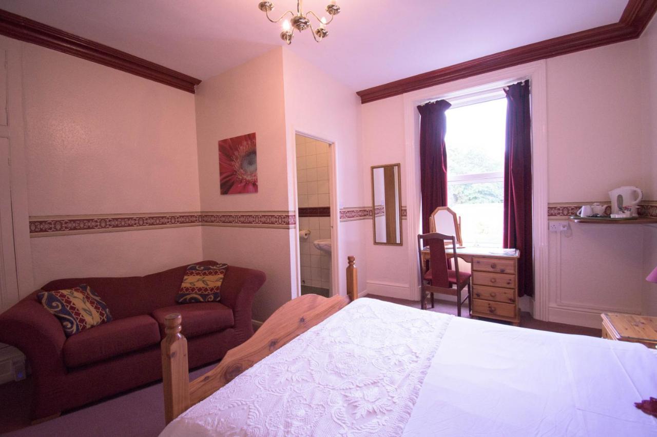 Pinegrove Hotel Carlisle  Buitenkant foto