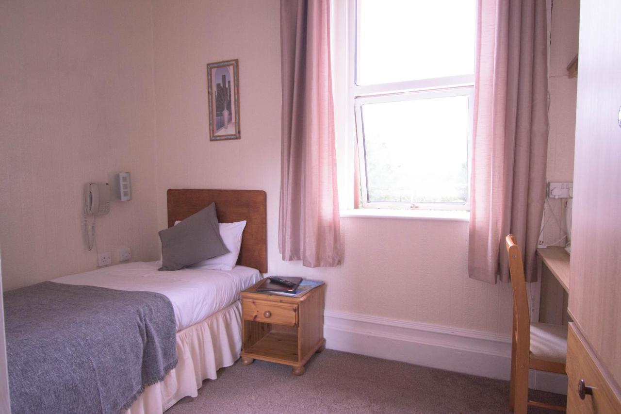 Pinegrove Hotel Carlisle  Buitenkant foto