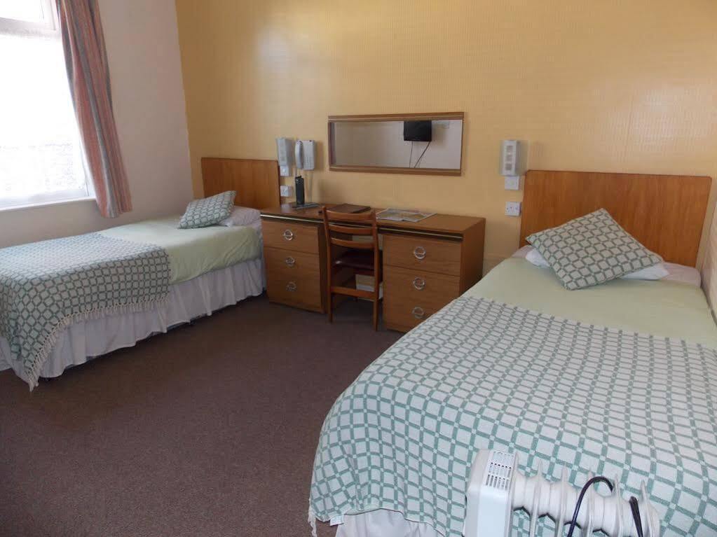 Pinegrove Hotel Carlisle  Buitenkant foto