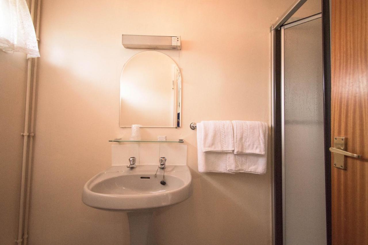 Pinegrove Hotel Carlisle  Buitenkant foto
